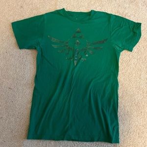 Legend of Zelda Triforce shirt